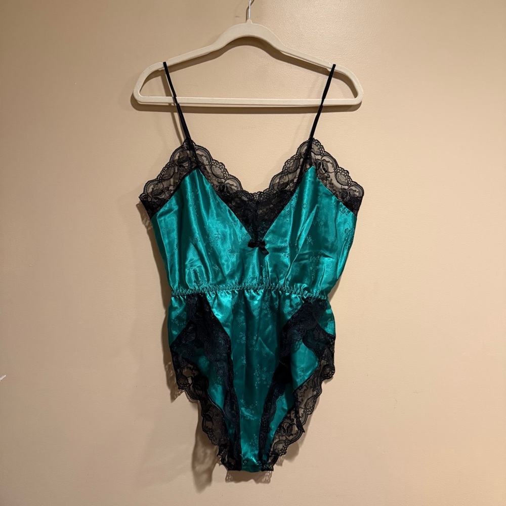 1970s Emerald Lingerie Bodysuit - Picture 1 of 7